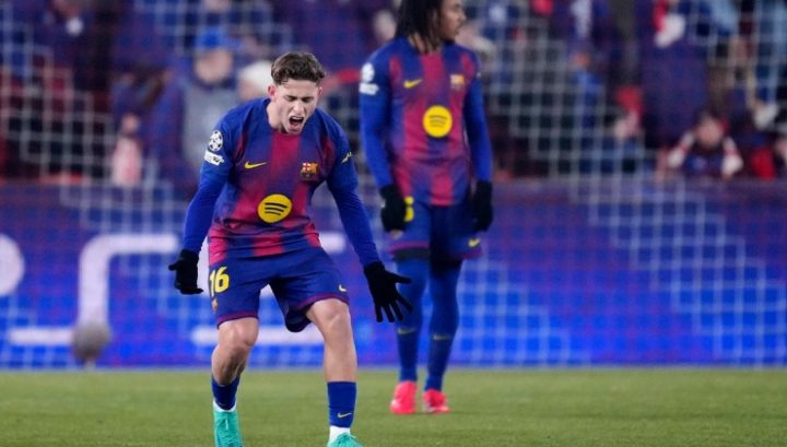 Fermin Lopez con la maglia del Barcellona (IMAGO)