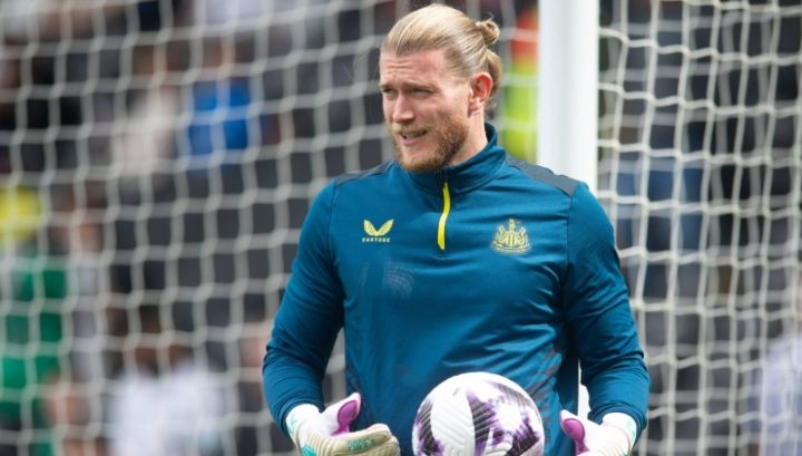 Karius con la maglia del Newcastle (IMAGO) 