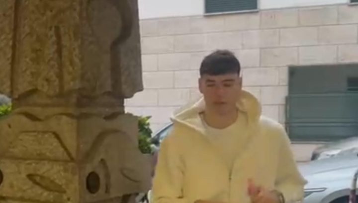 L'arrivo di Motta per le visite mediche con la Lazio