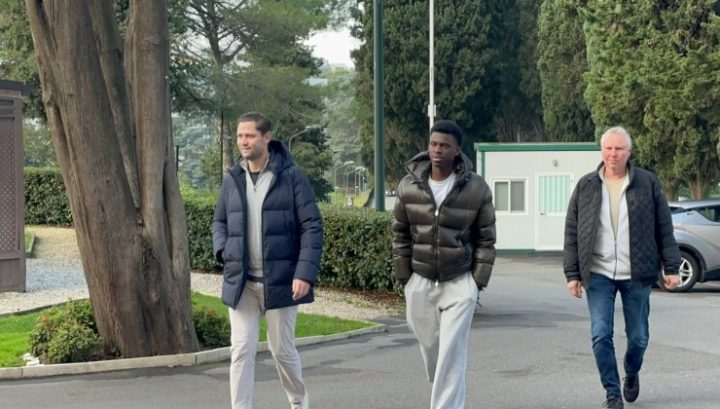 Raterink alle visite mediche con il Cagliari