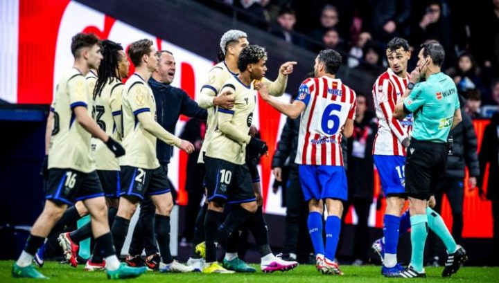 Il caso fuorigioco in Atletico-Barcellona (Imago)