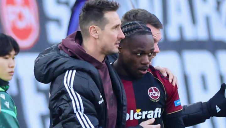 Momo Zoma e Miroslav Klose (IMAGO)