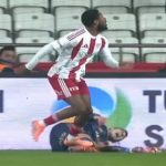 Il rigore non fischiato al Fenerbahce contro l'Antalyaspor