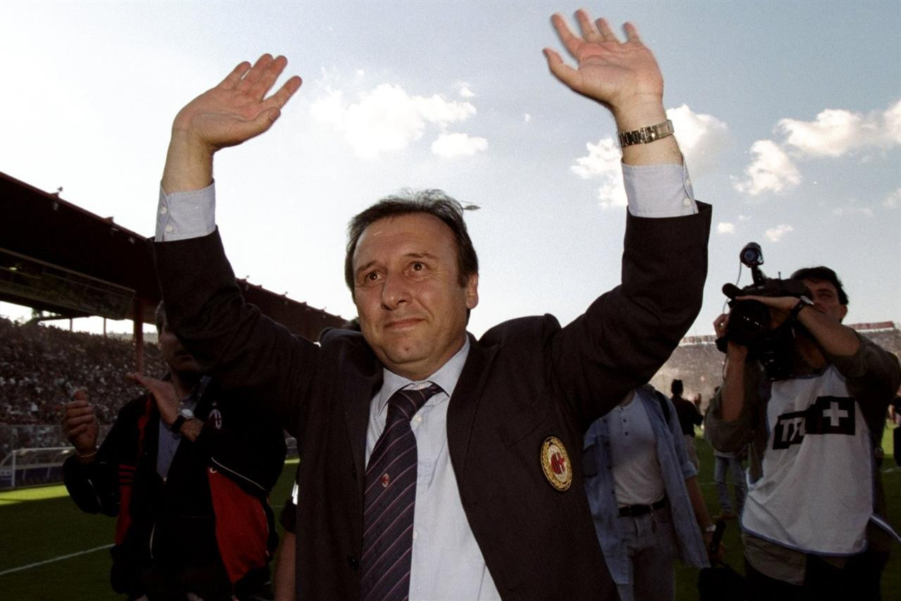 Alberto_Zaccheroni_(Milan_AC)_-_Scudetto_1998-99.jpg