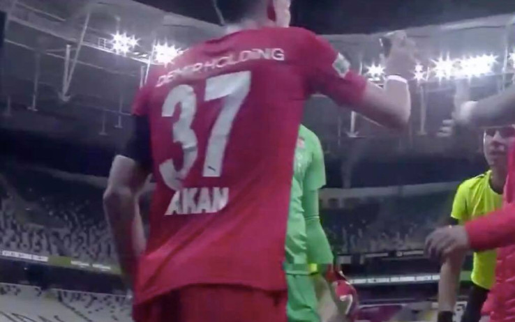 arbitro turchia screen.jpg