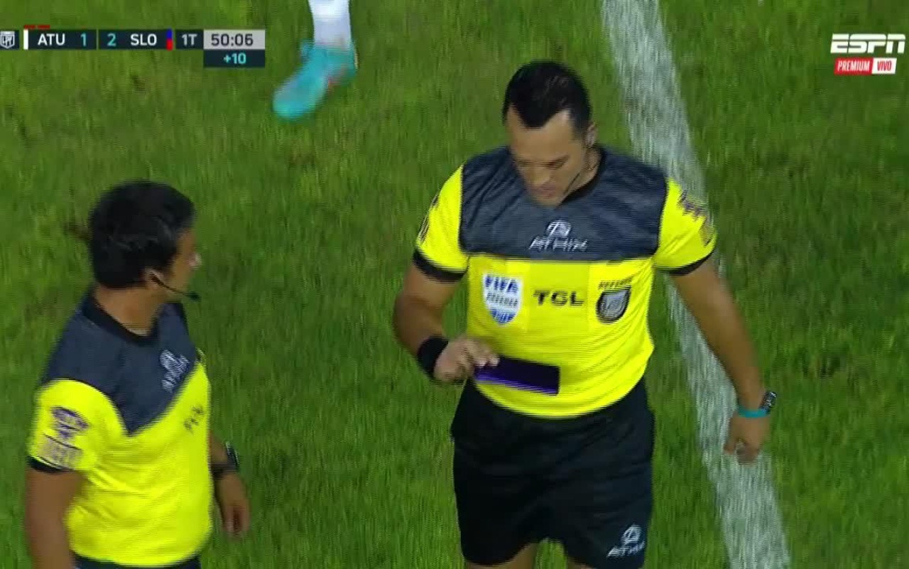 atletico-tucuman-san-lorenzo-arbitro-screen.jpg