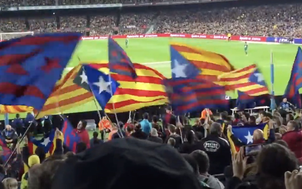 barcellona-camp-nou-catalogna-bandiera-screen-gpo.jpg