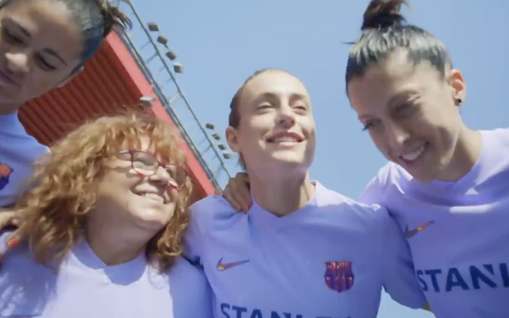 barcellona-femminile-screen-maglia-viola-2022-3.png