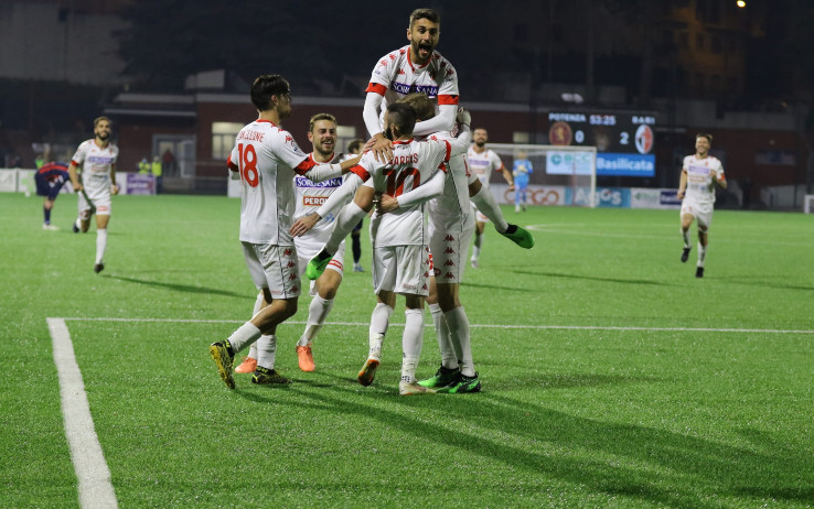 Bari calcio esultanza