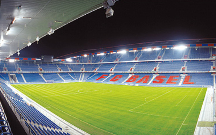 Basilea_stadio_st_jakob_park_commons.jpg