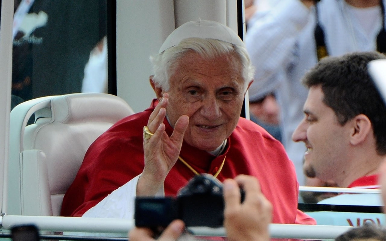 benedetto-xvi-ratzinger-image-gpo-min.jpg