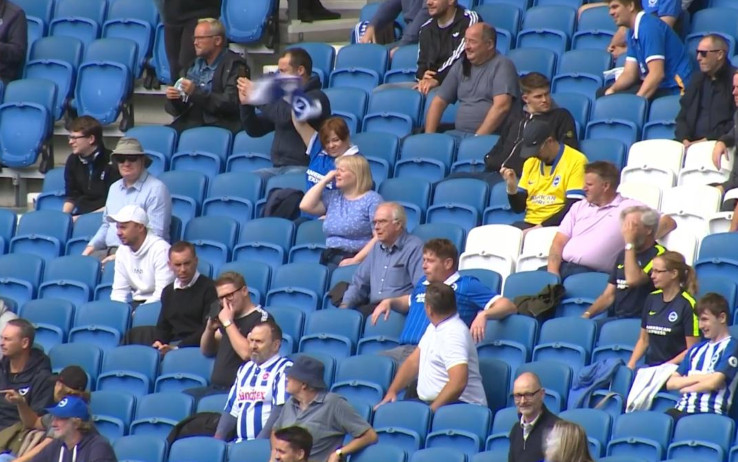 Brighton_tifosi_stadio_screen_GDM.jpg