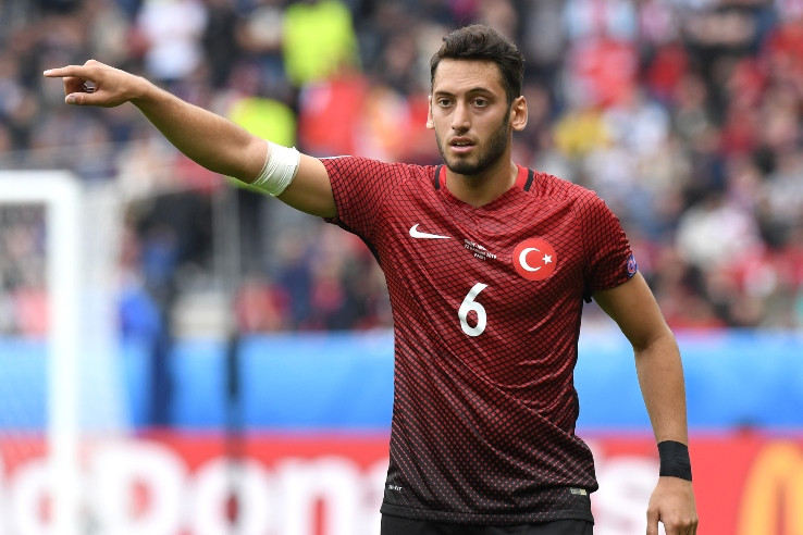 calhanoglu-turchia-image.jpg