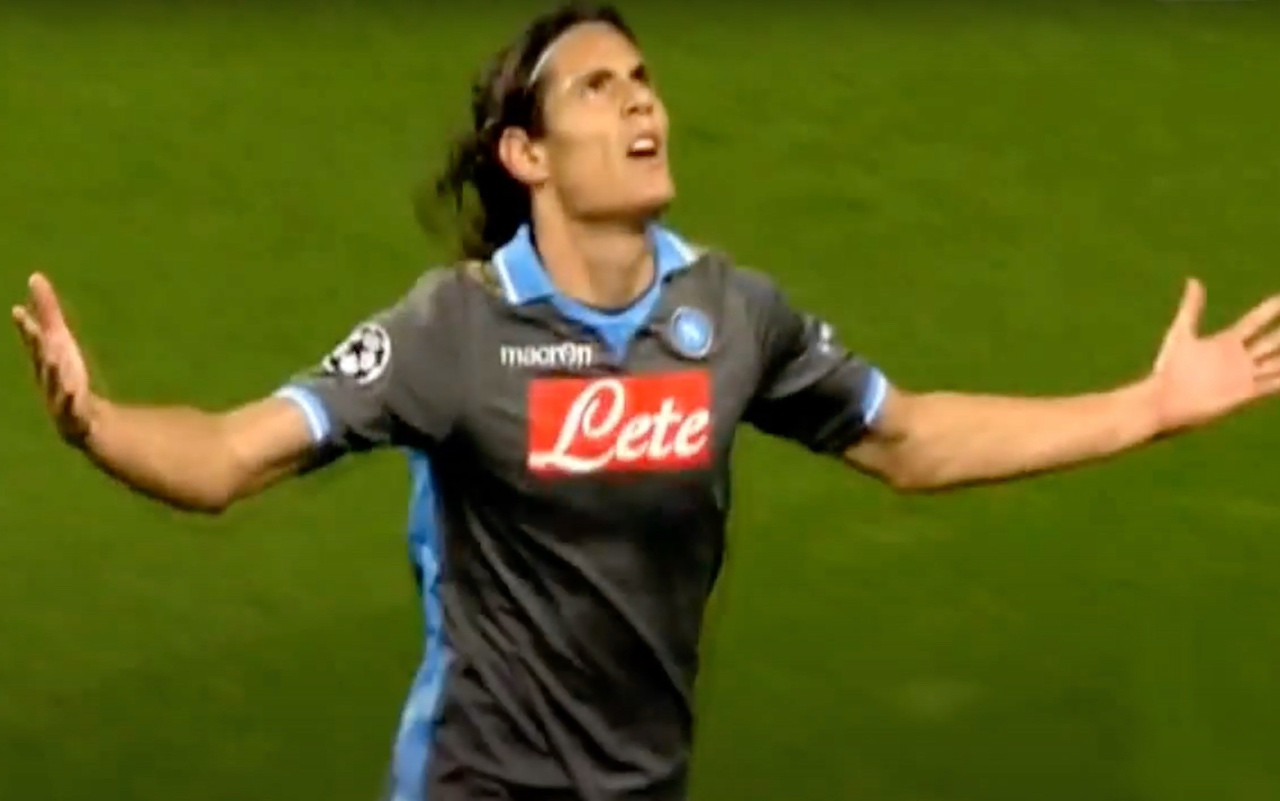 cavani-napoli-manchester-city-2011-screen-gpo.jpg