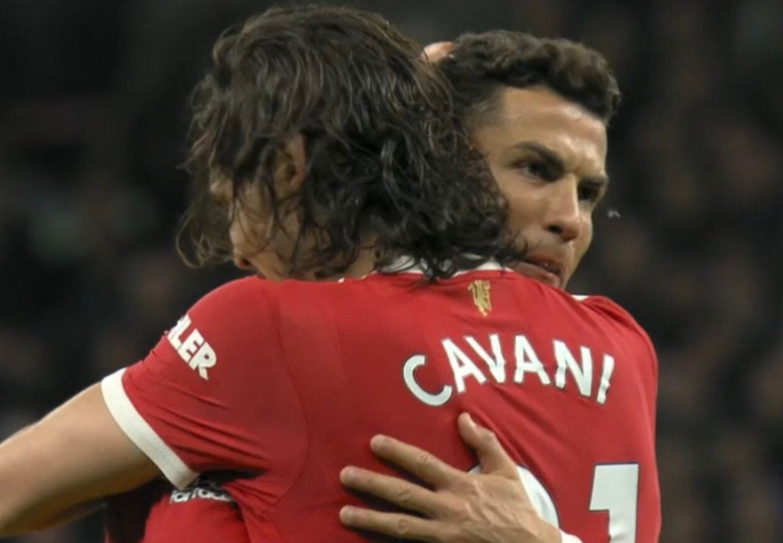 cavani-ronaldo-man-united-30-ottobre-2021.jpg