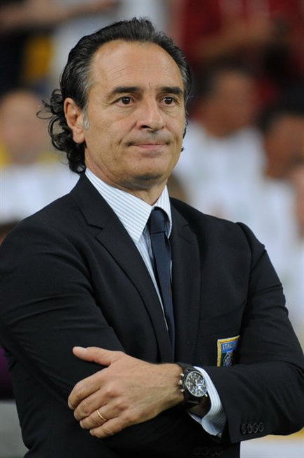 Cesare_Prandelli_Euro_2012_vs_England.jpg