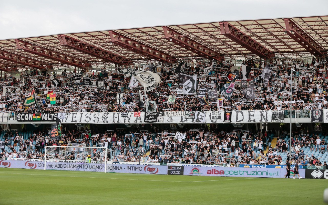 cesena-stadio-tifosi-credit-piovesan-photo-gdm.jpg