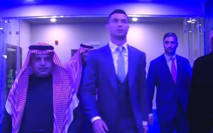 cristiano-ronaldo-al-nassr-screen-presentazione.jpeg