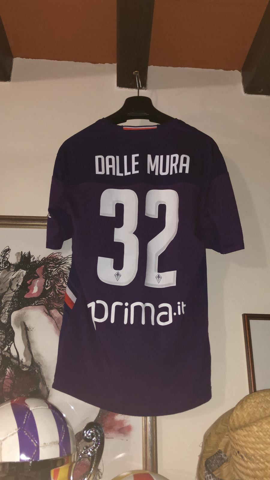 dalle_mura_maglia_fiorentina_gdm.jpg