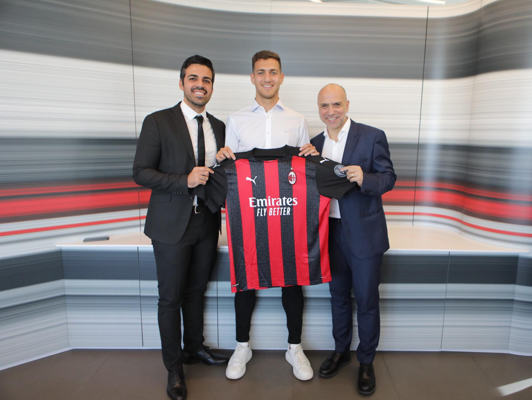 dalot milan agenti gdm.jpg