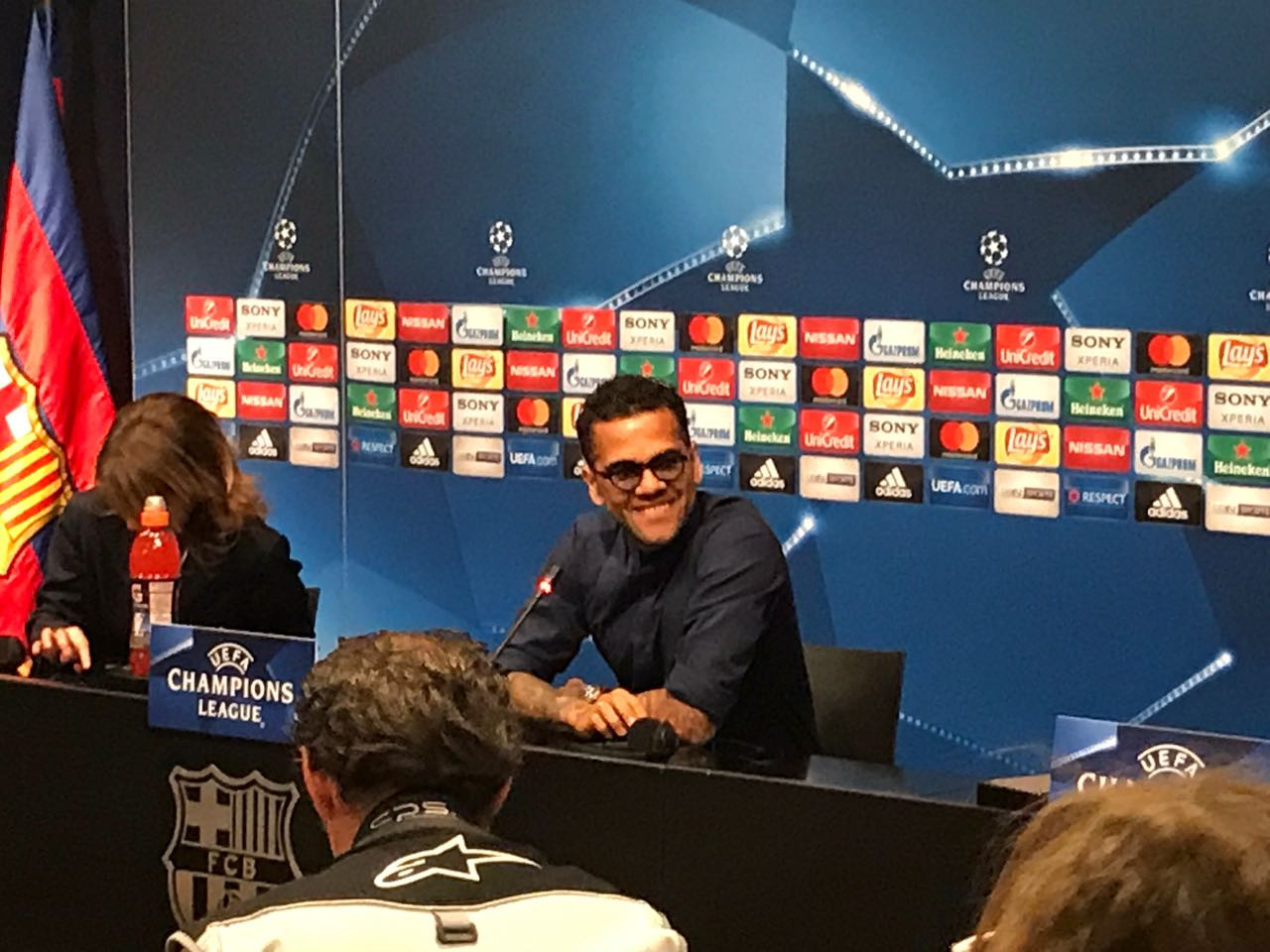 dani_alves_conferenza.jpeg