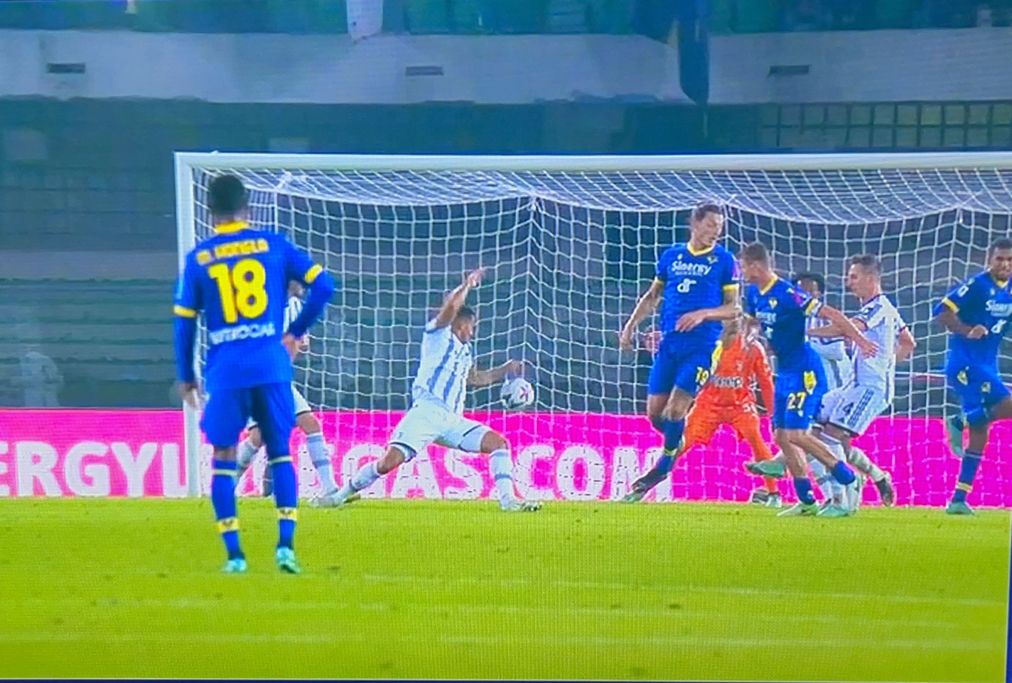 danilo-verona-juve-screen.jpeg