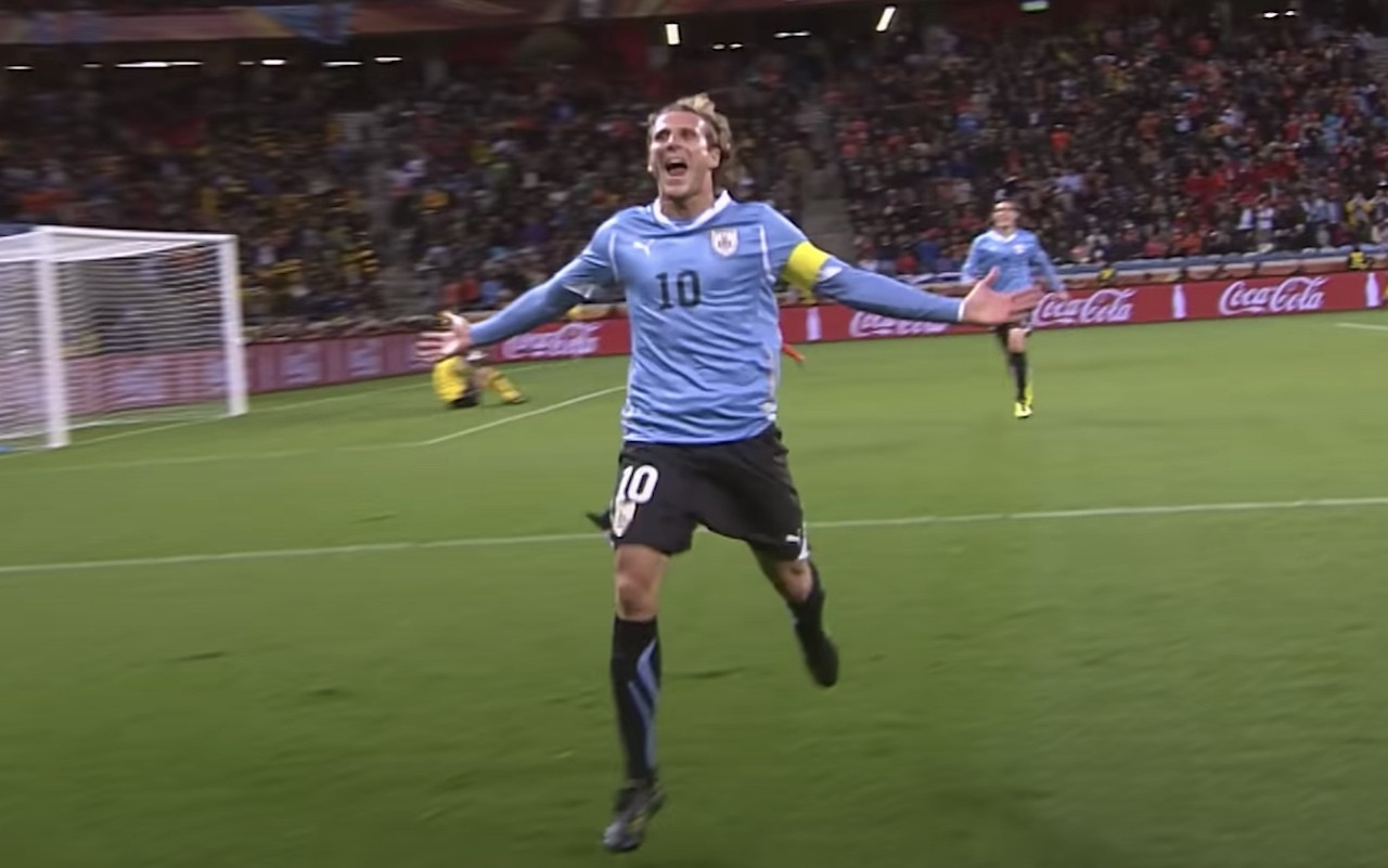 diego-forlan-uruguay-screen-gpo.jpg