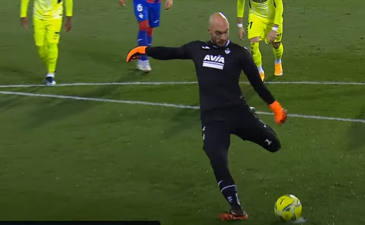 dmitrovic_eibar_screen.png