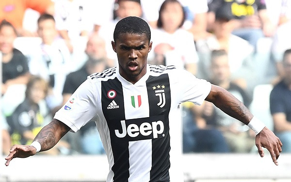 douglas_costa_juventus.jpg