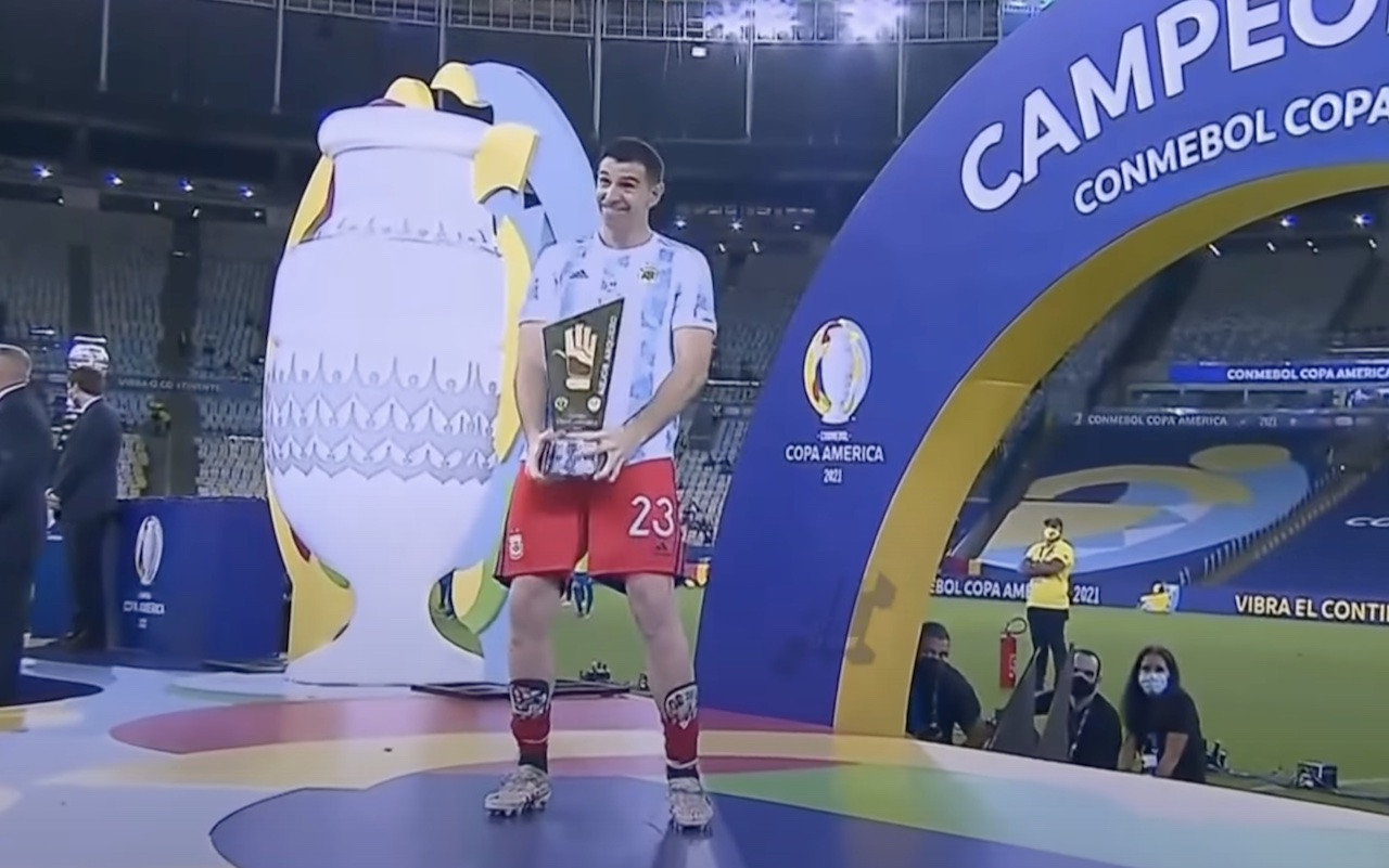 emiliano-dibu-martinez-gesto-copa-america-2021-screen-gpo.jpg