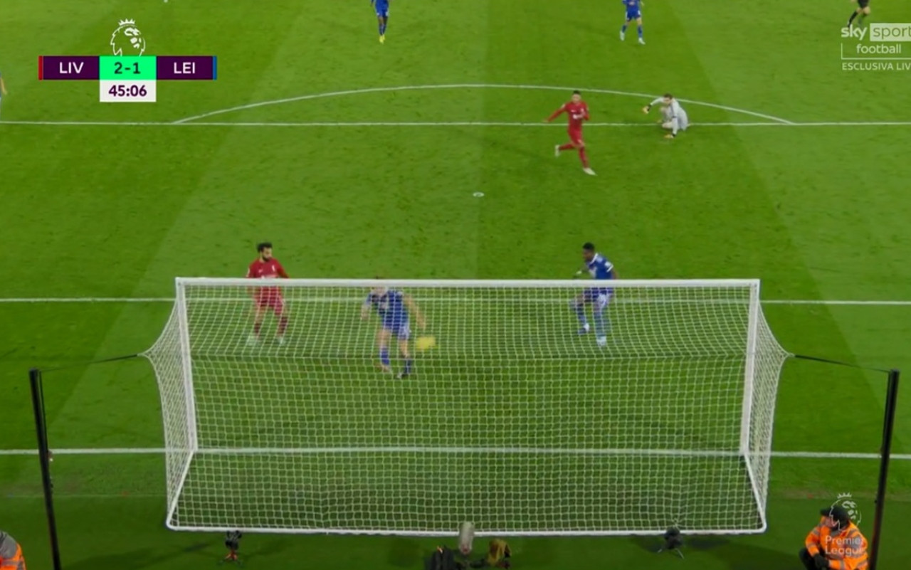 faes-leicester-liverpool-autogol-screen.jpg