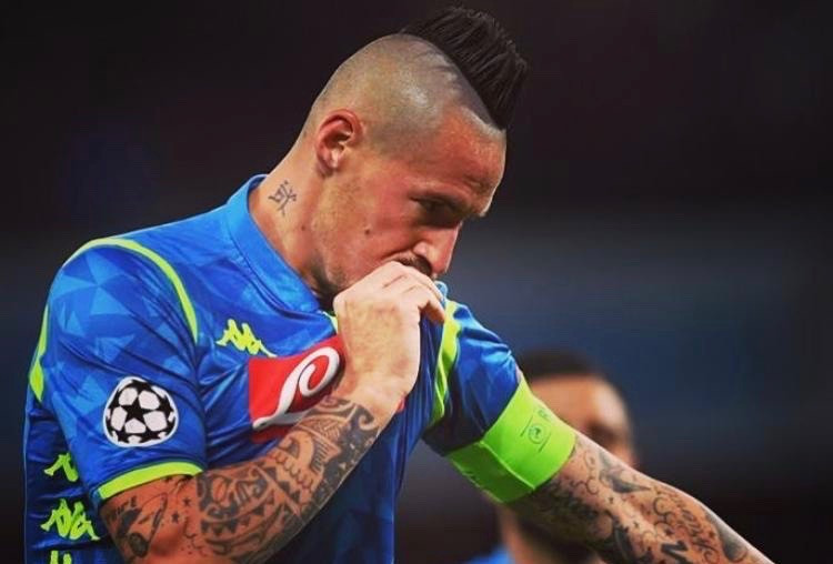 Hamsik_saluti7_2.jpeg