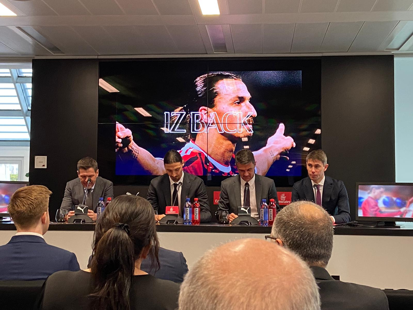 ibra_conferenza_milan_4.jpeg