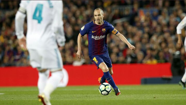 Iniesta_clasico.jpg