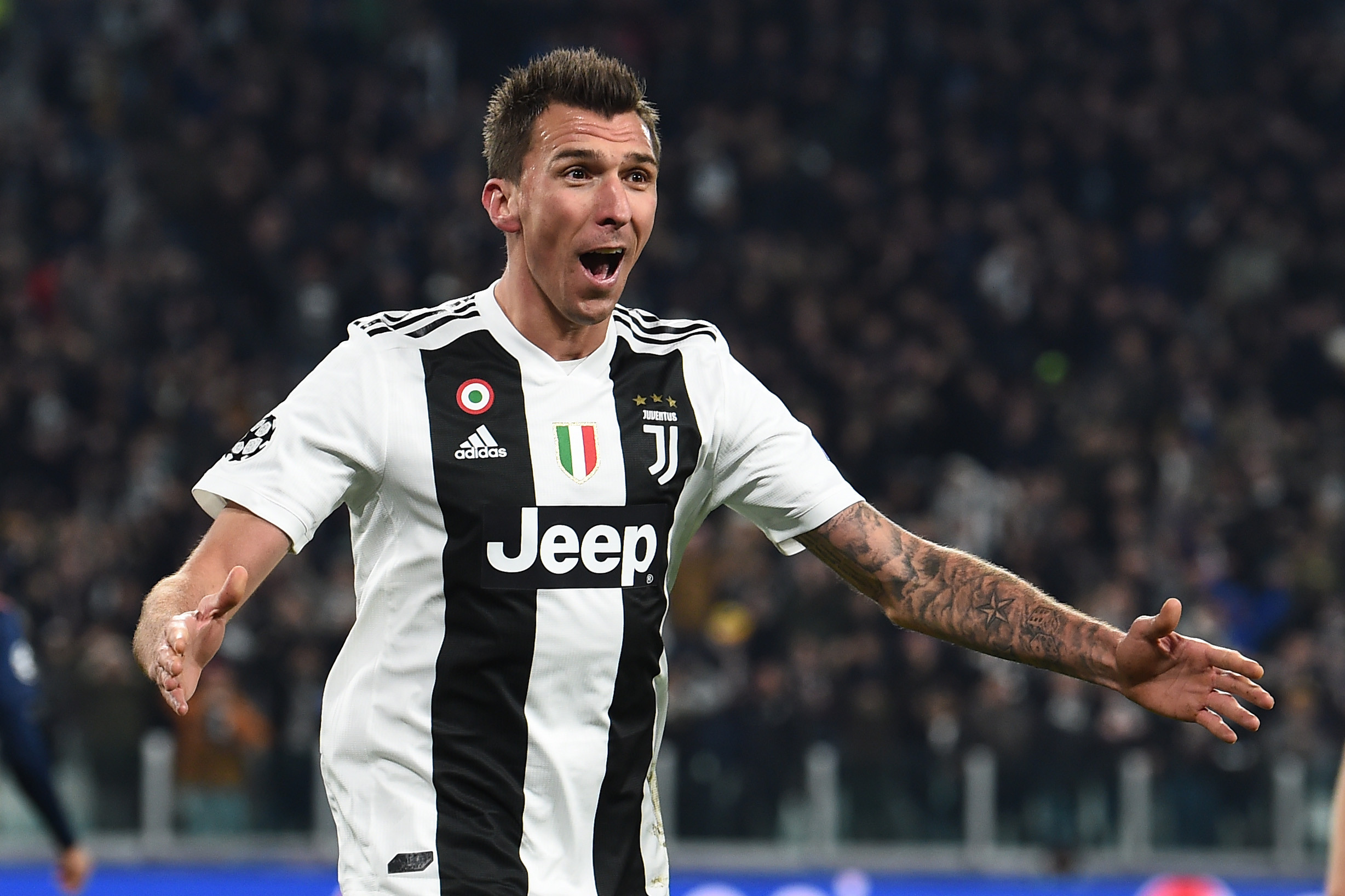 Juventus_Valencia_Mandzukic_esulta_1.jpg