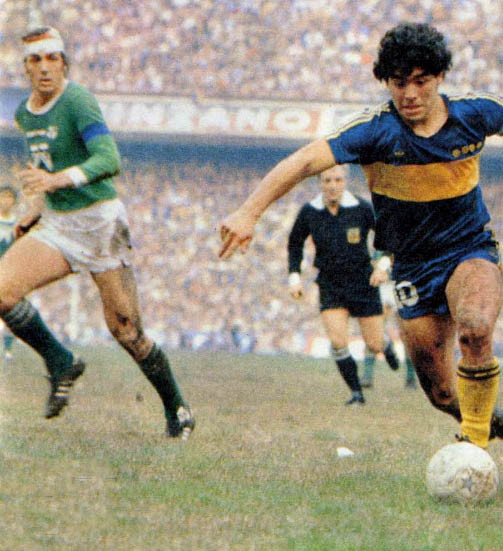 maradona_boca_wikipedia.jpg