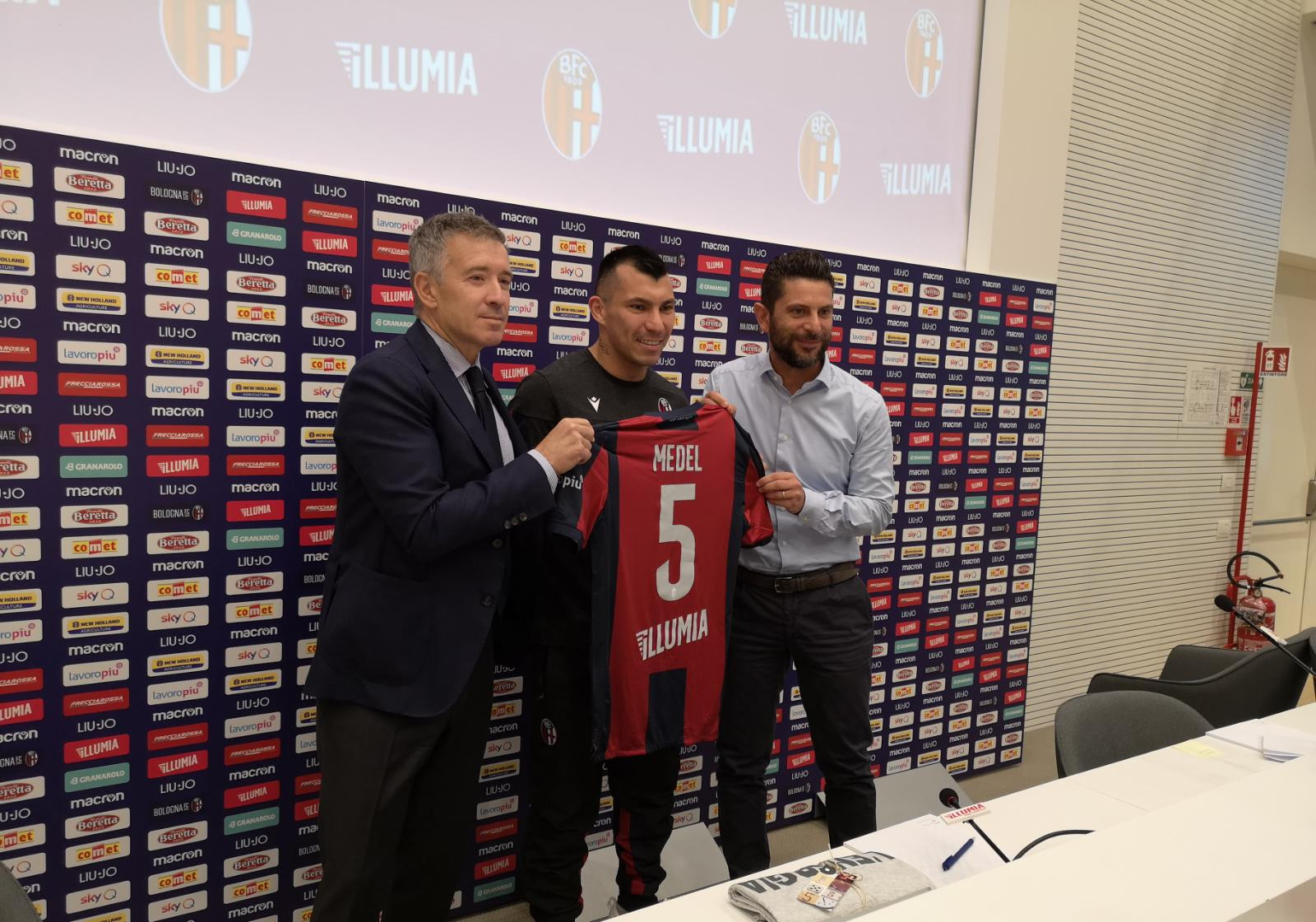 medel_bologna_presentazione_maglia_gdm.jpeg