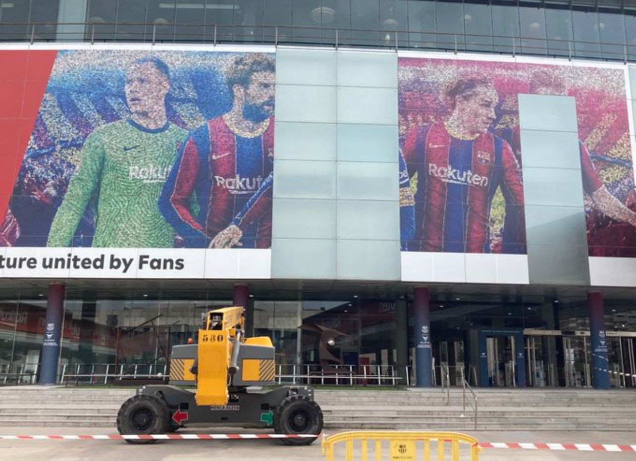 messi-camp-nou-gdm.jpeg