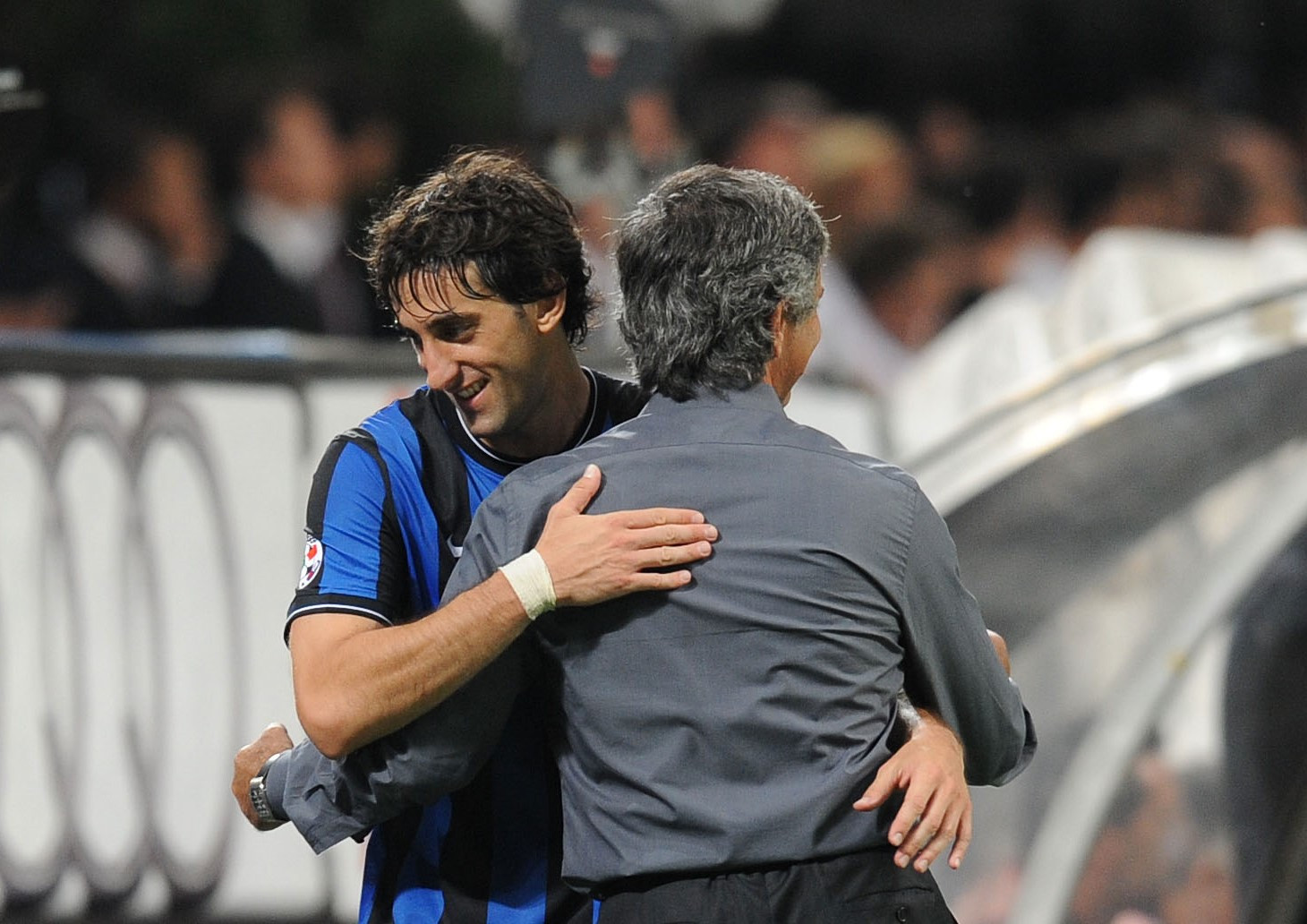 milito_x_gallery_triplete.jpg