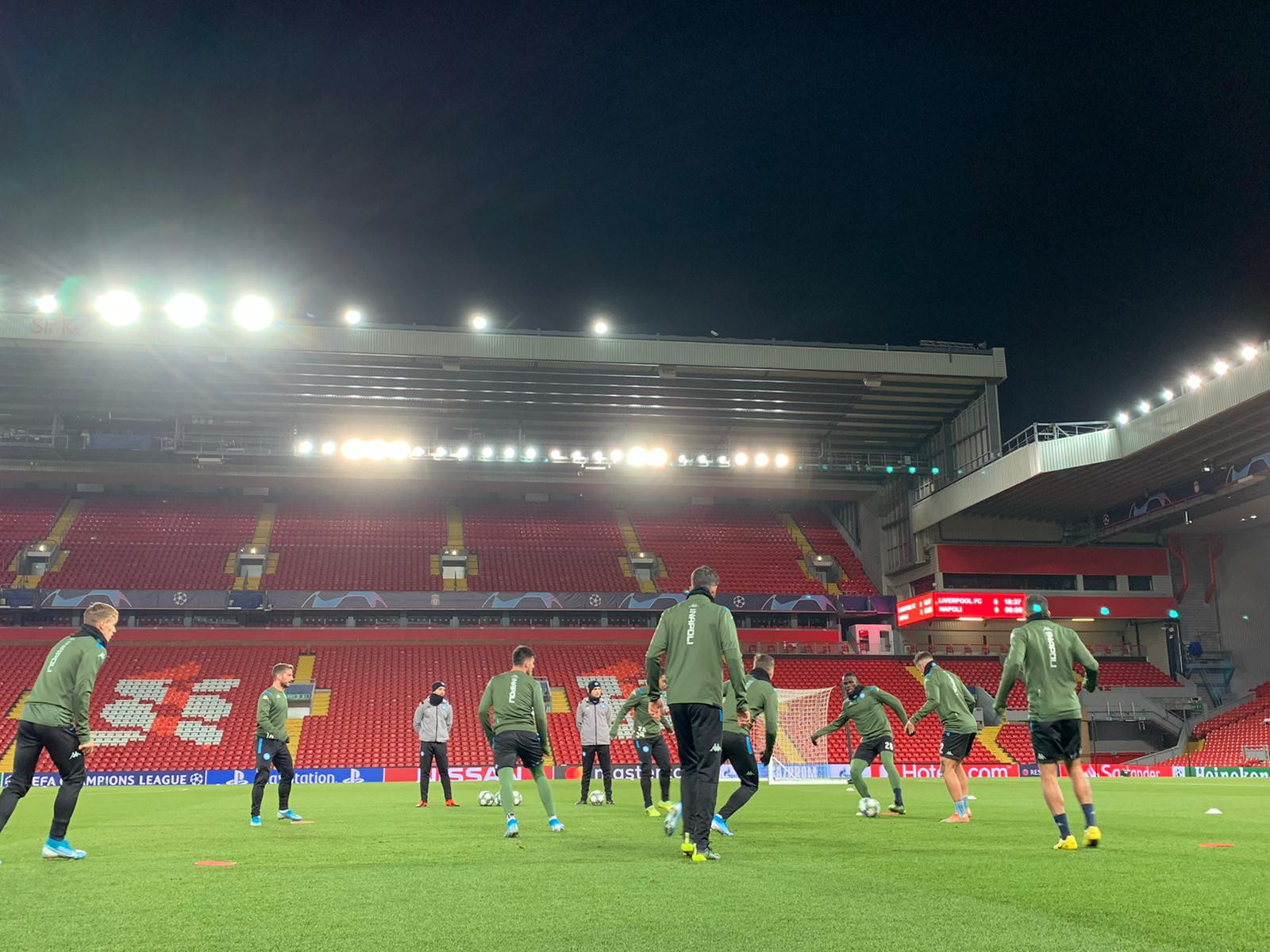 napoli_allenamento_anfield_GDM_06.jpg