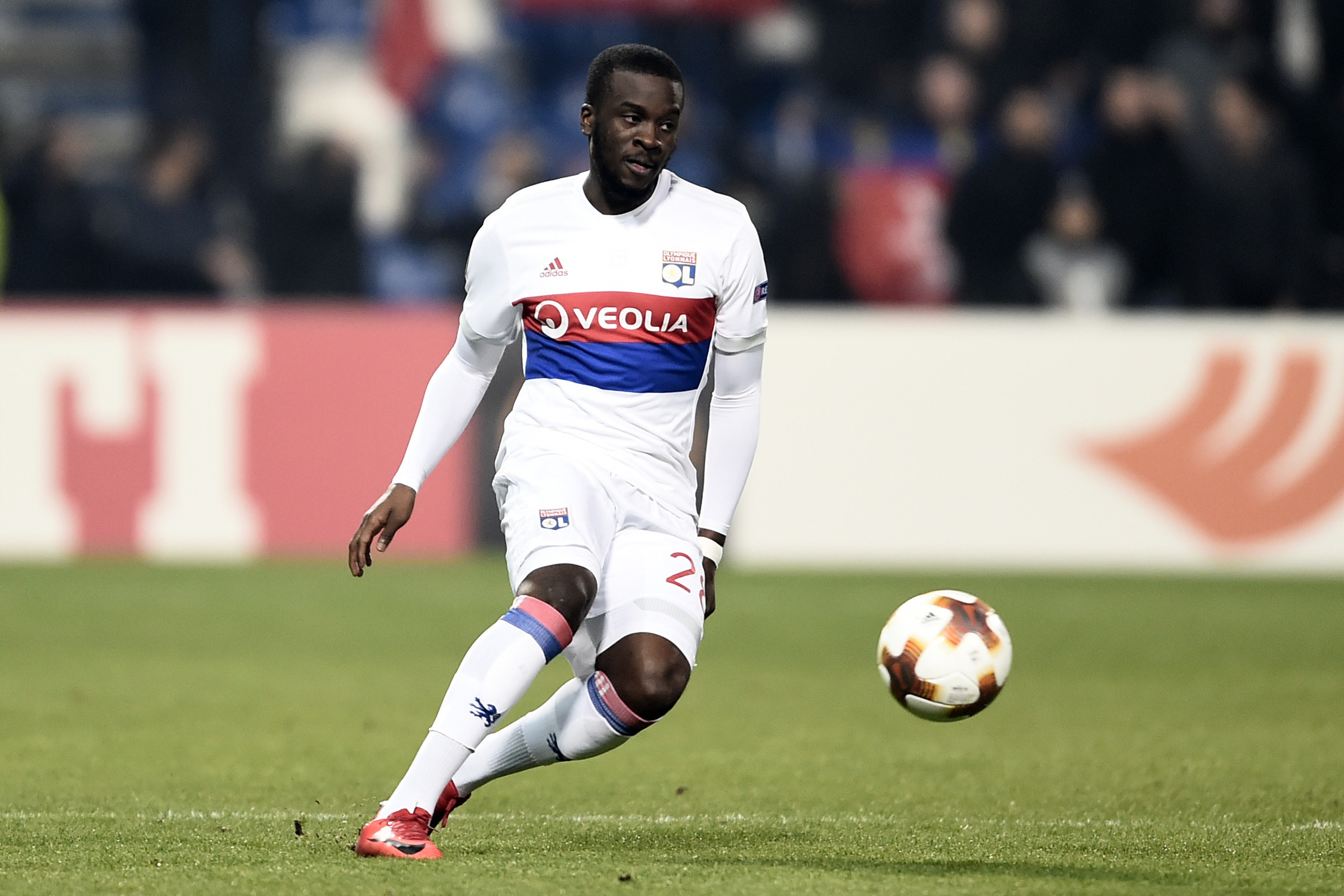 Ndombele_BUF1751.jpg