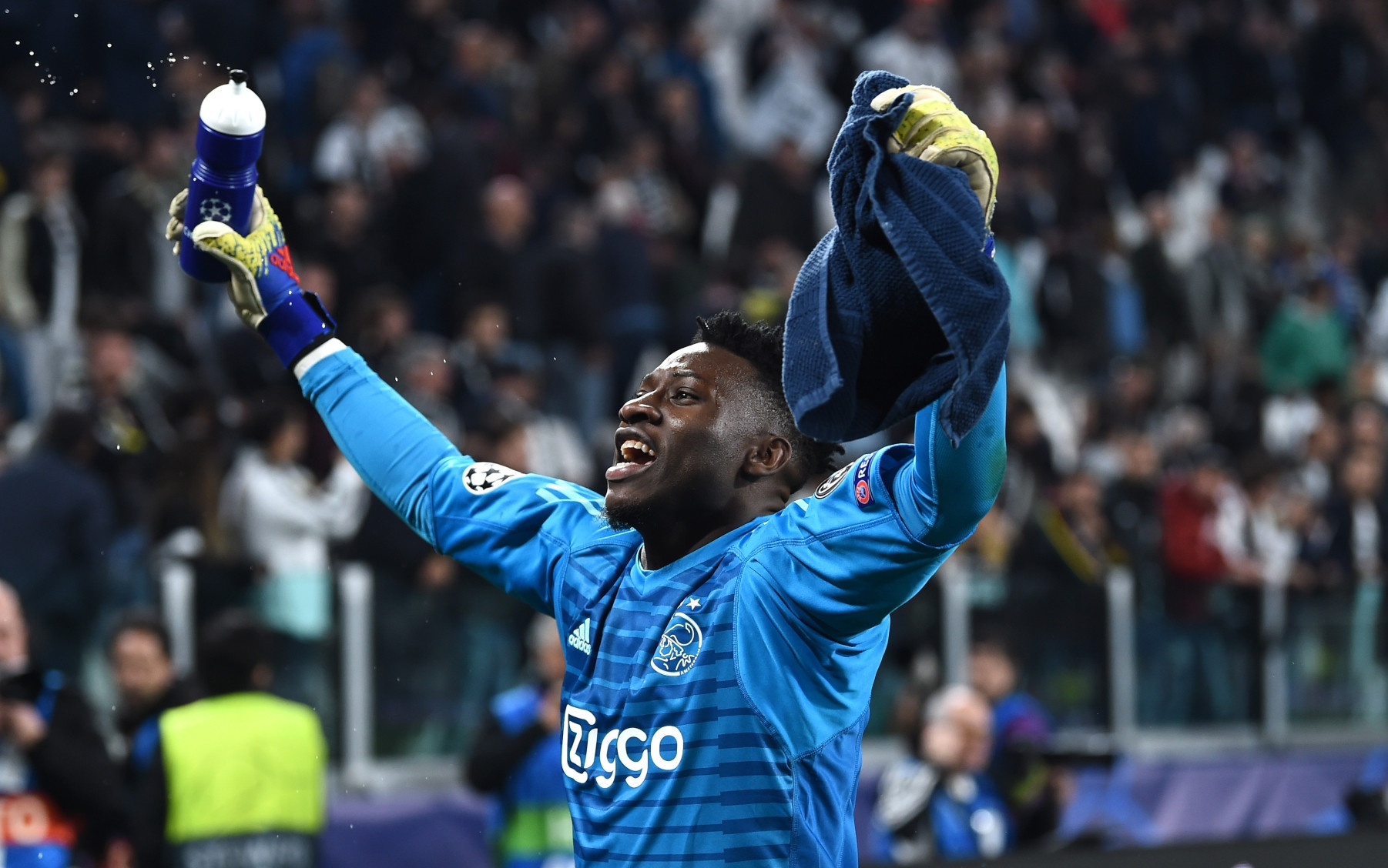 onana-ajax-image.jpg