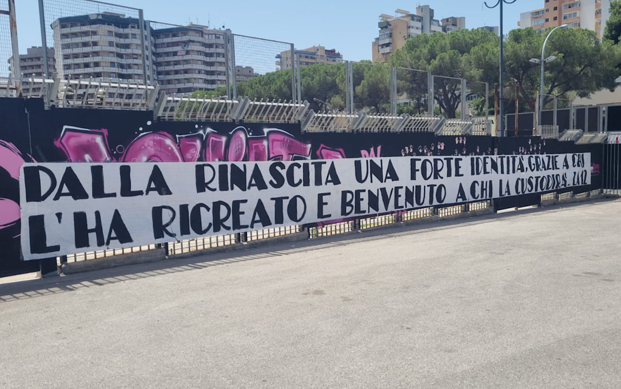 palermo-city-group-striscione-tifosi-gdm.jpg