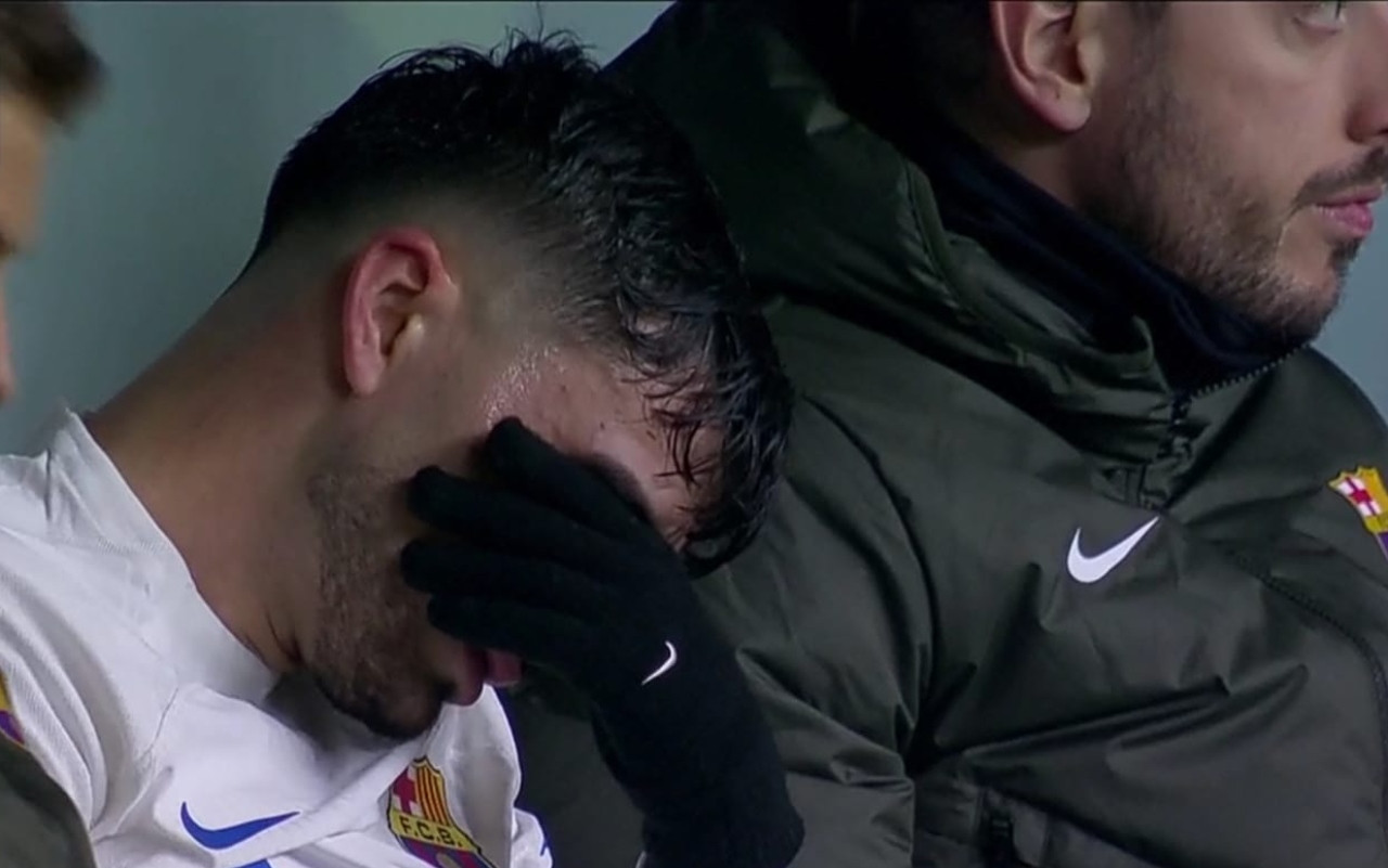 pedri-barcellona-lacrime-screen-dazn-1280x801.jpg