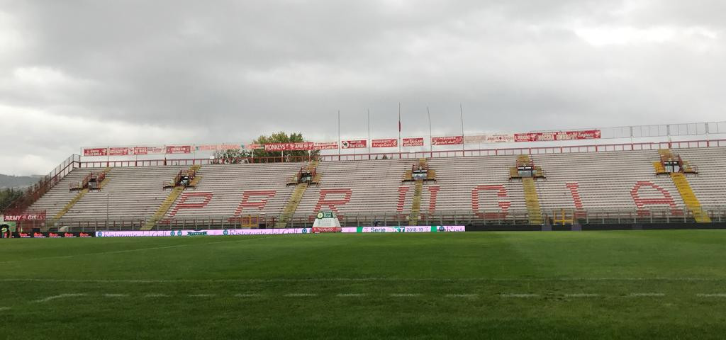 Perugia stadio Curi.jpg