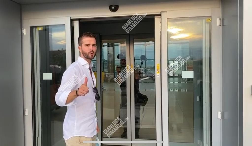 pjanic_gdm_2.jpg