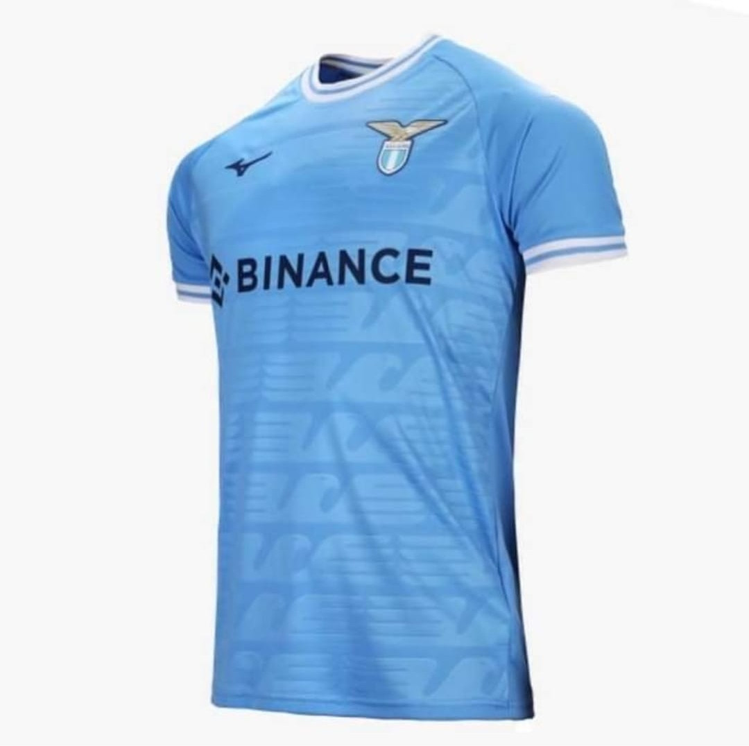 prima-maglia-lazio-2022-2023.jpg