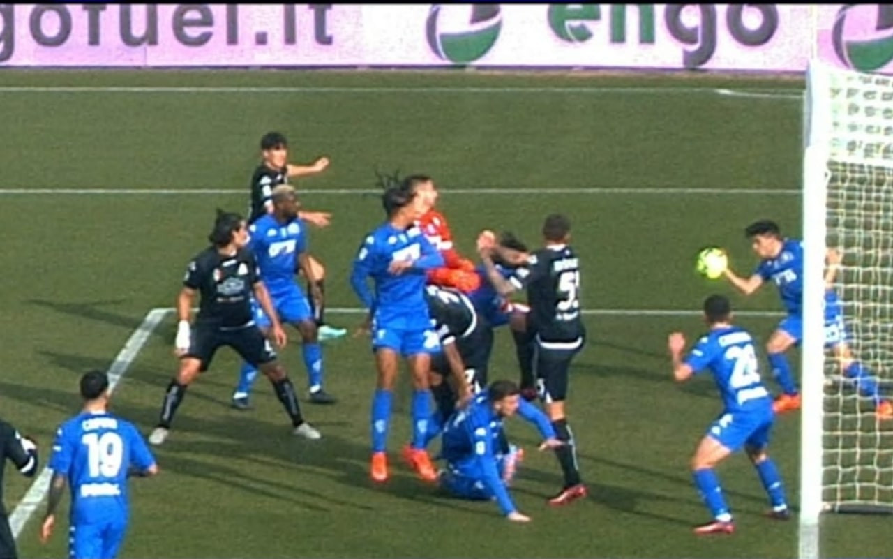 rigore-empoli-spezia-parisi-var-screen-min.jpg