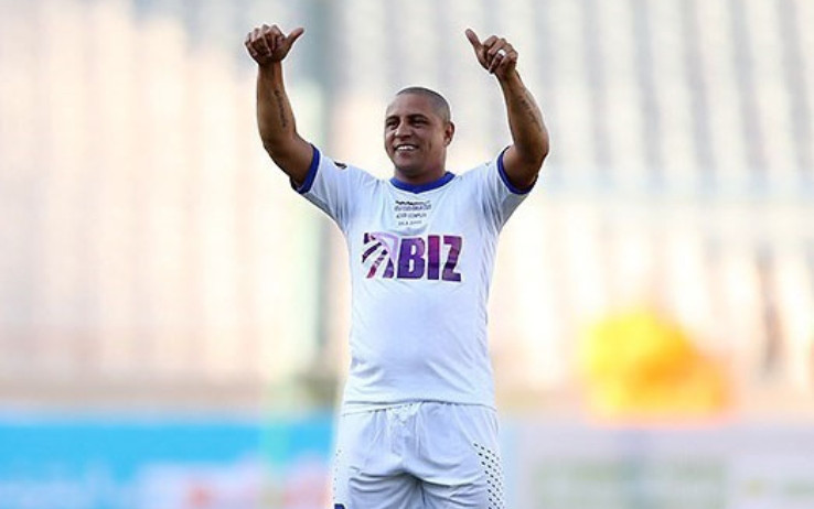 roberto_carlos_x_gallery.jpg