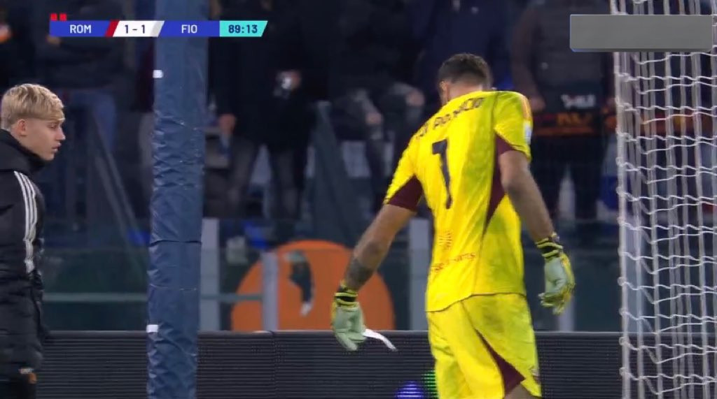 rui-patricio-mourinho-roma-screen-gpo.jpg